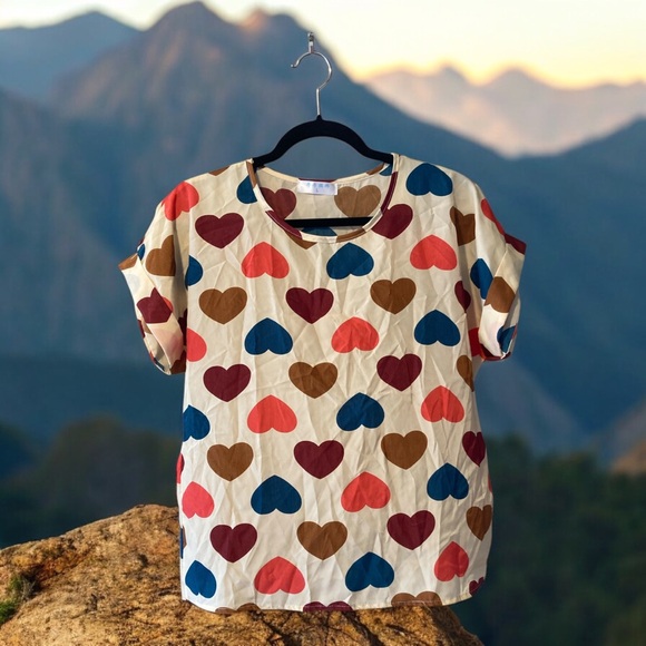 Heart Pattern Shirt - Picture 11 of 11